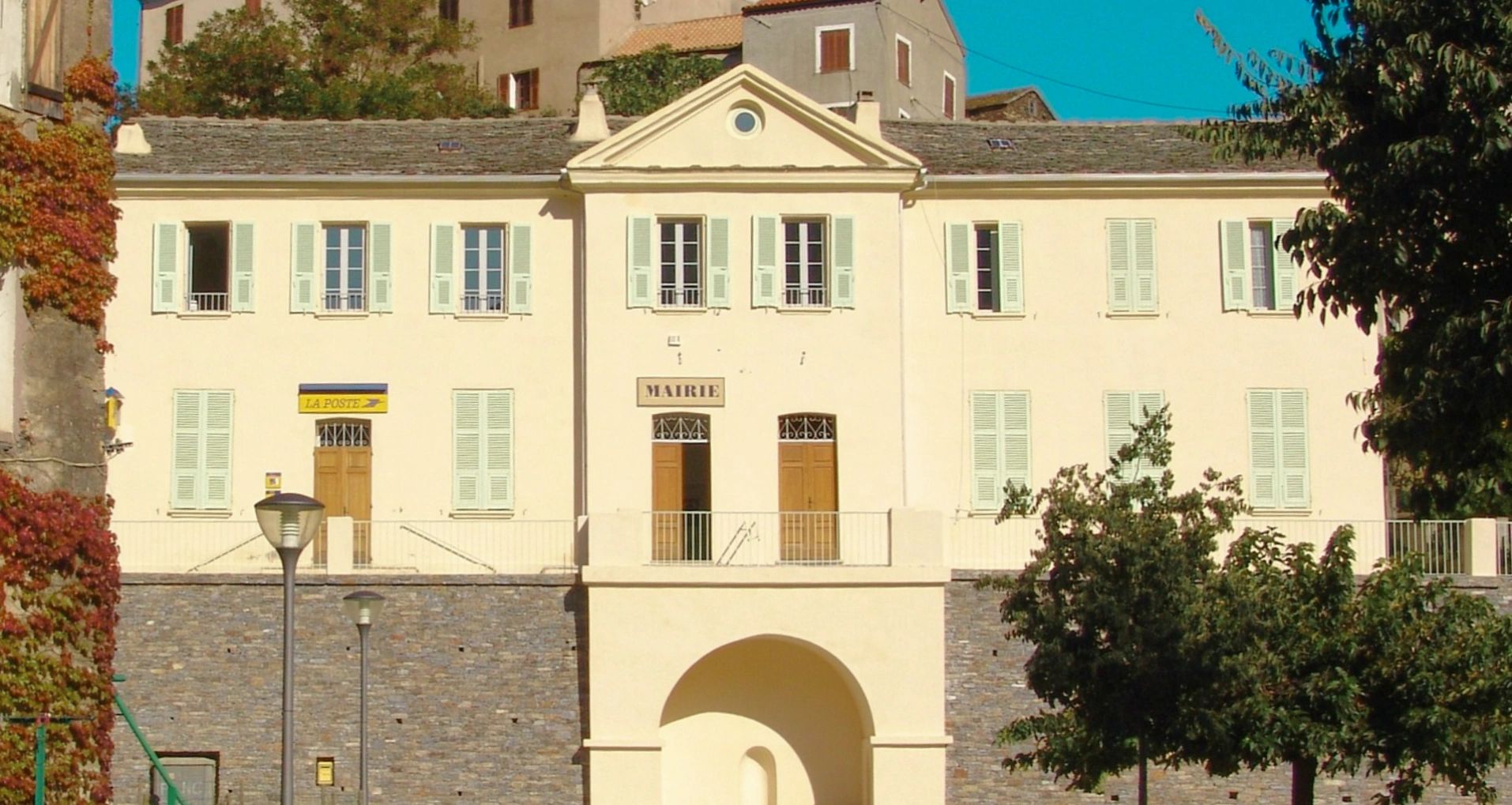 Alt à définir